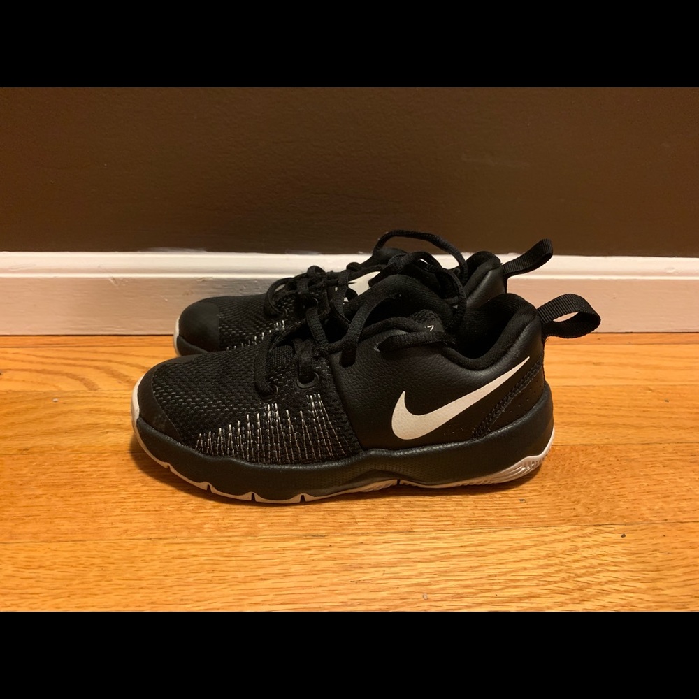 Toddler boys Nike sneakers size 12